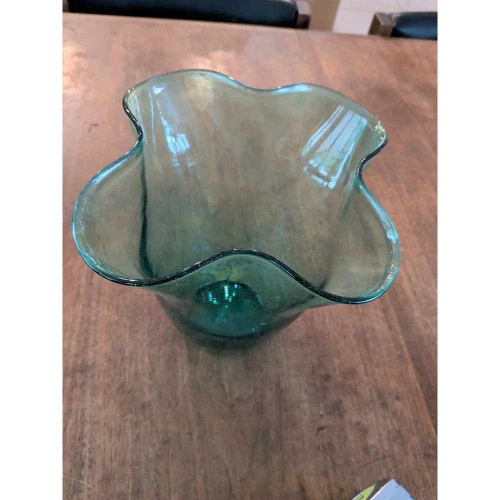 Green / Turquoise Vintage Hand Blown Blenko Vase #404, ~8.5